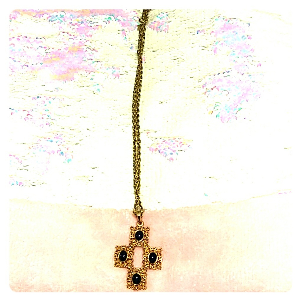 Costume necklace